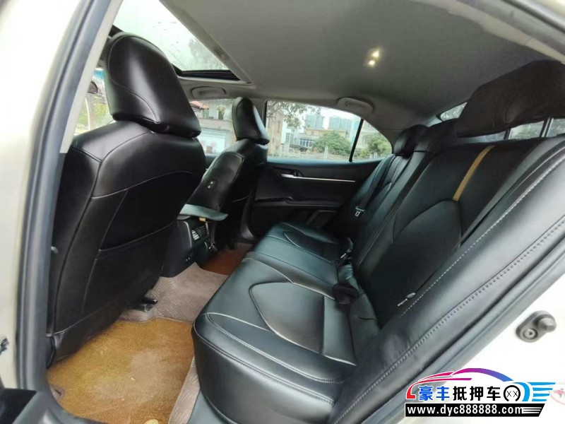 19年丰田凯美瑞轿车抵押车出售