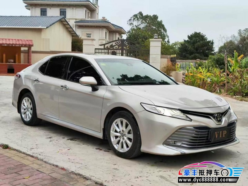 19年丰田凯美瑞轿车抵押车出售