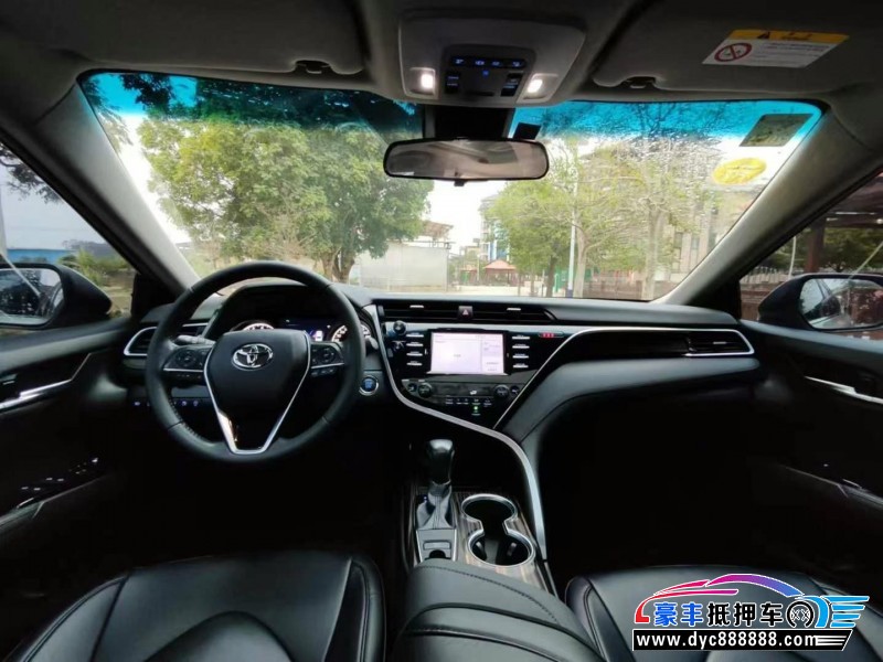 19年丰田凯美瑞轿车抵押车出售