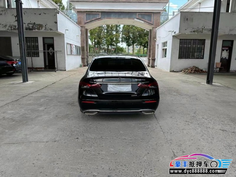 23年奔驰E轿车抵押车出售