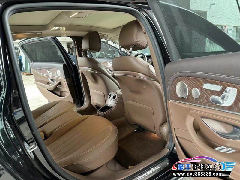 23年奔驰E轿车抵押车出售