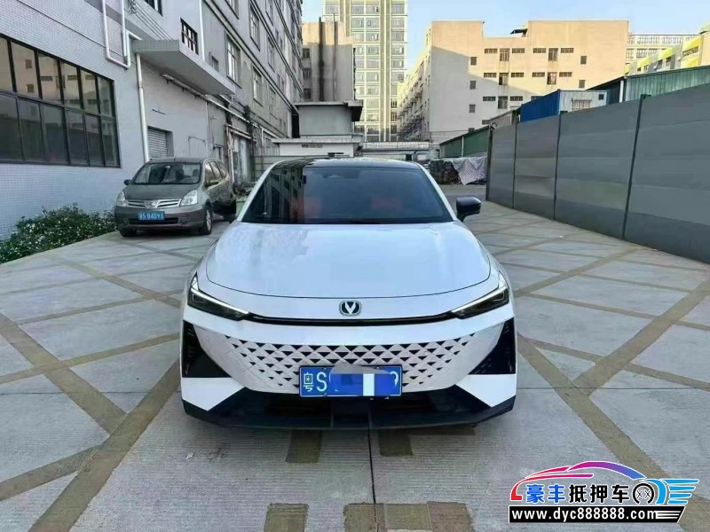 24年长安长安UNI轿车抵押车出售