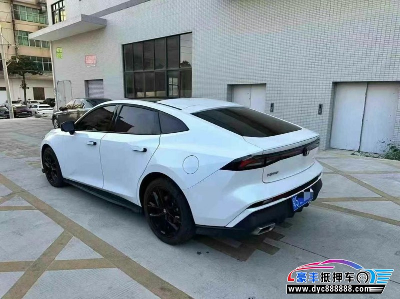 24年长安长安UNI轿车抵押车出售