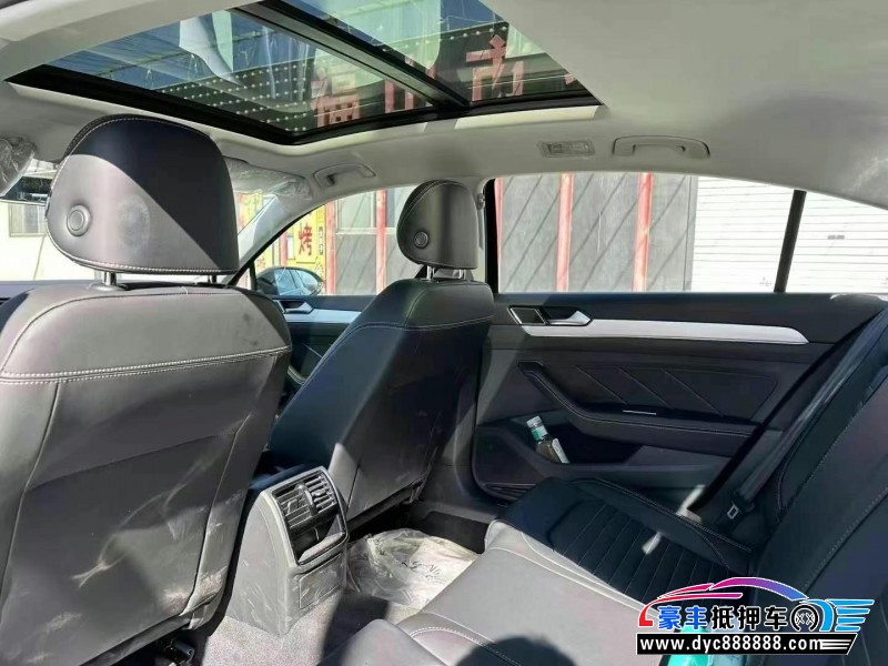 24年大众迈腾轿车抵押车出售