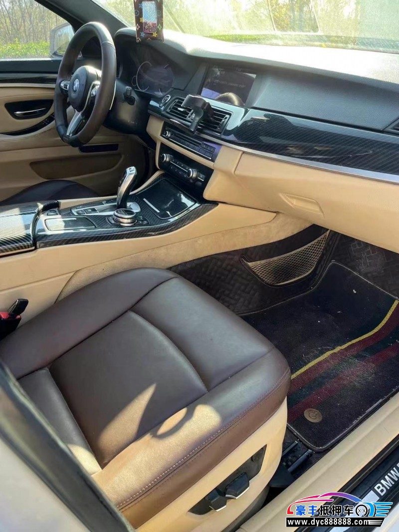 13年宝马5系轿车抵押车出售