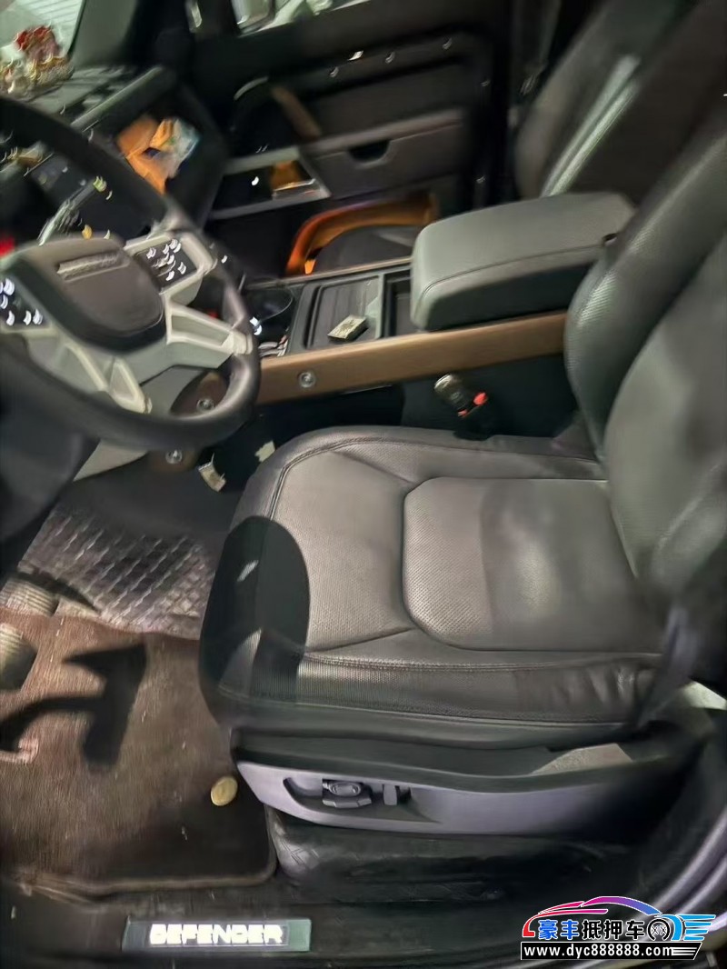 23年路虎卫士轿车抵押车出售