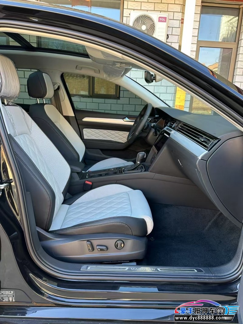 24年大众迈腾轿车抵押车出售