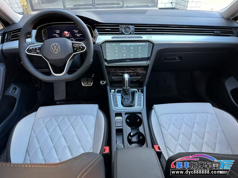 24年大众迈腾轿车抵押车出售