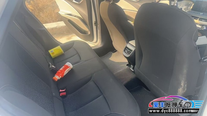 23年别克微蓝轿车抵押车出售