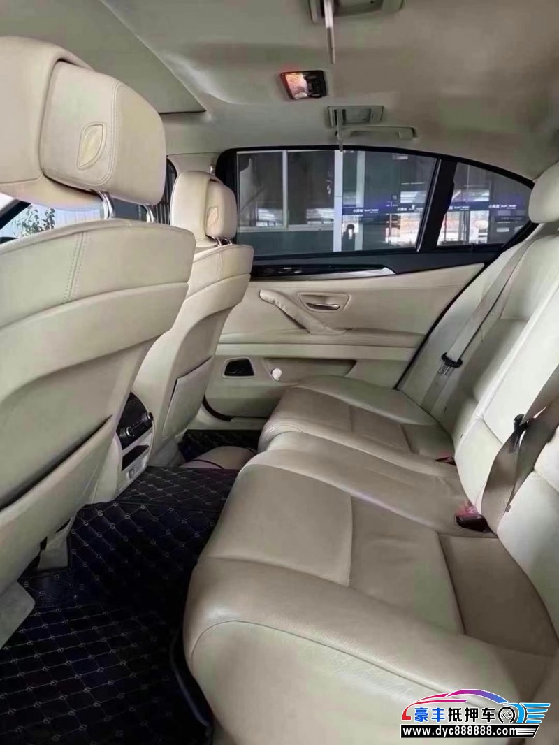 13年宝马5系轿车抵押车出售