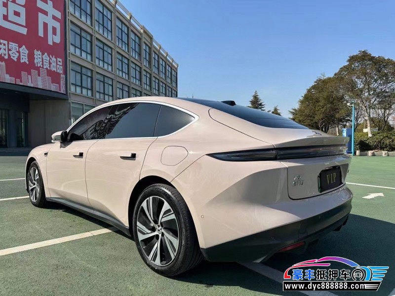 23年蔚来ET5轿车抵押车出售