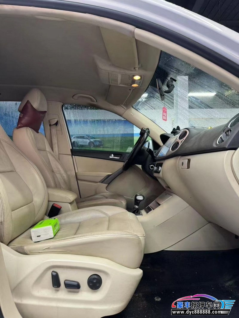 10年大众途观轿车抵押车出售