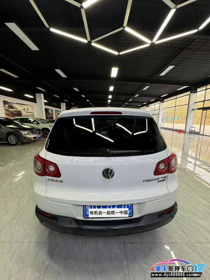 10年大众途观轿车抵押车出售