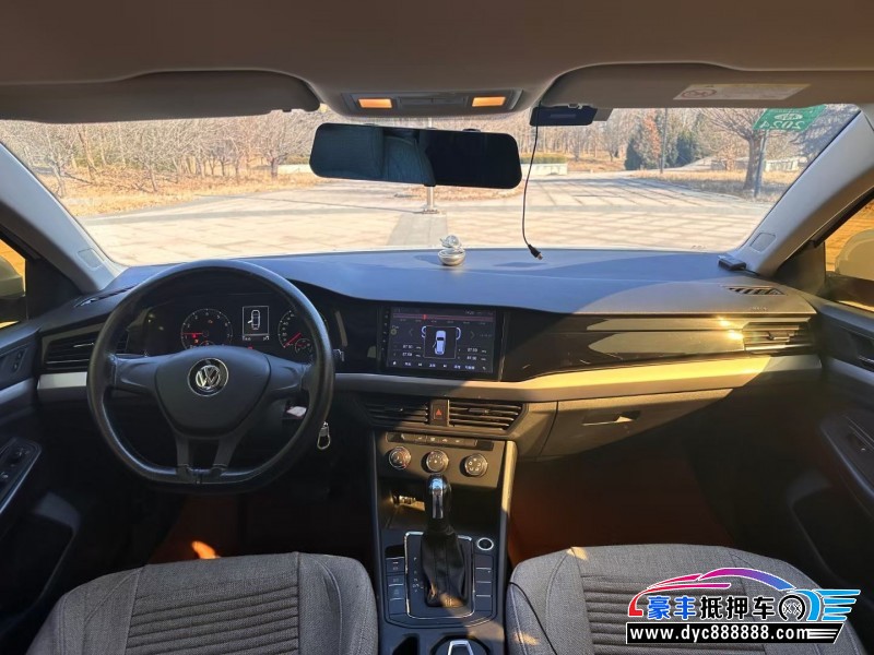 20年大众宝来轿车抵押车出售