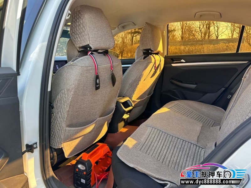 20年大众宝来轿车抵押车出售