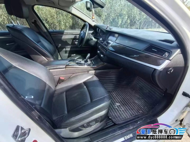 12年宝马5系轿车抵押车出售