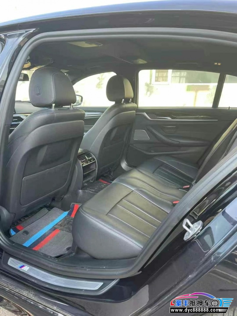 18年宝马5系轿车抵押车出售