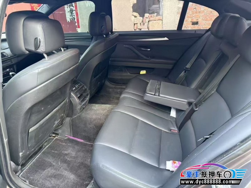 13年宝马5系轿车抵押车出售