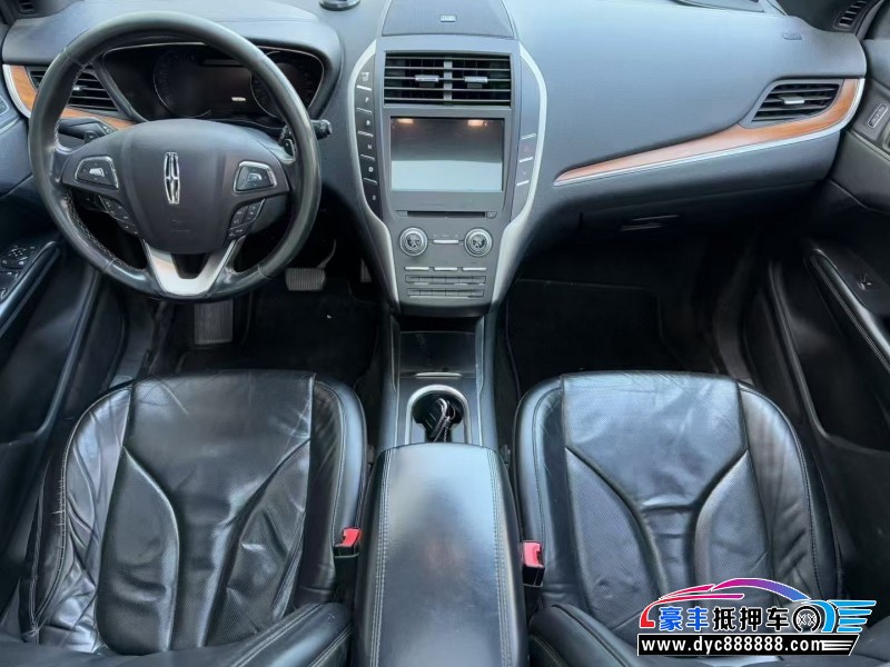 16年林肯MKC轿车抵押车出售