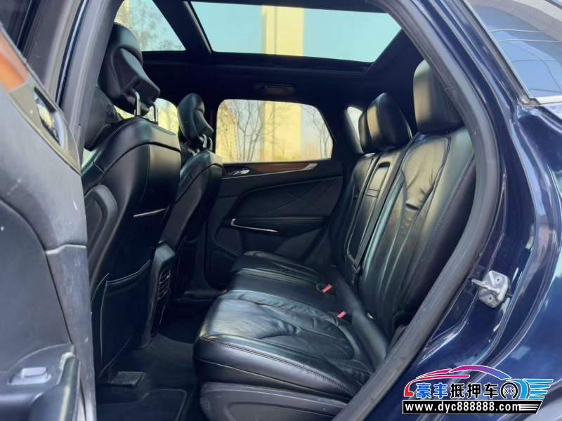 16年林肯MKC轿车抵押车出售