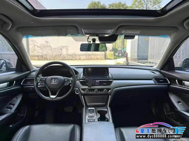 19年本田雅阁轿车抵押车出售