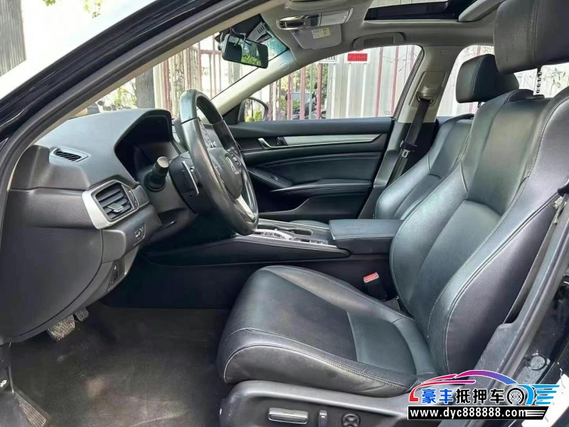 19年本田雅阁轿车抵押车出售