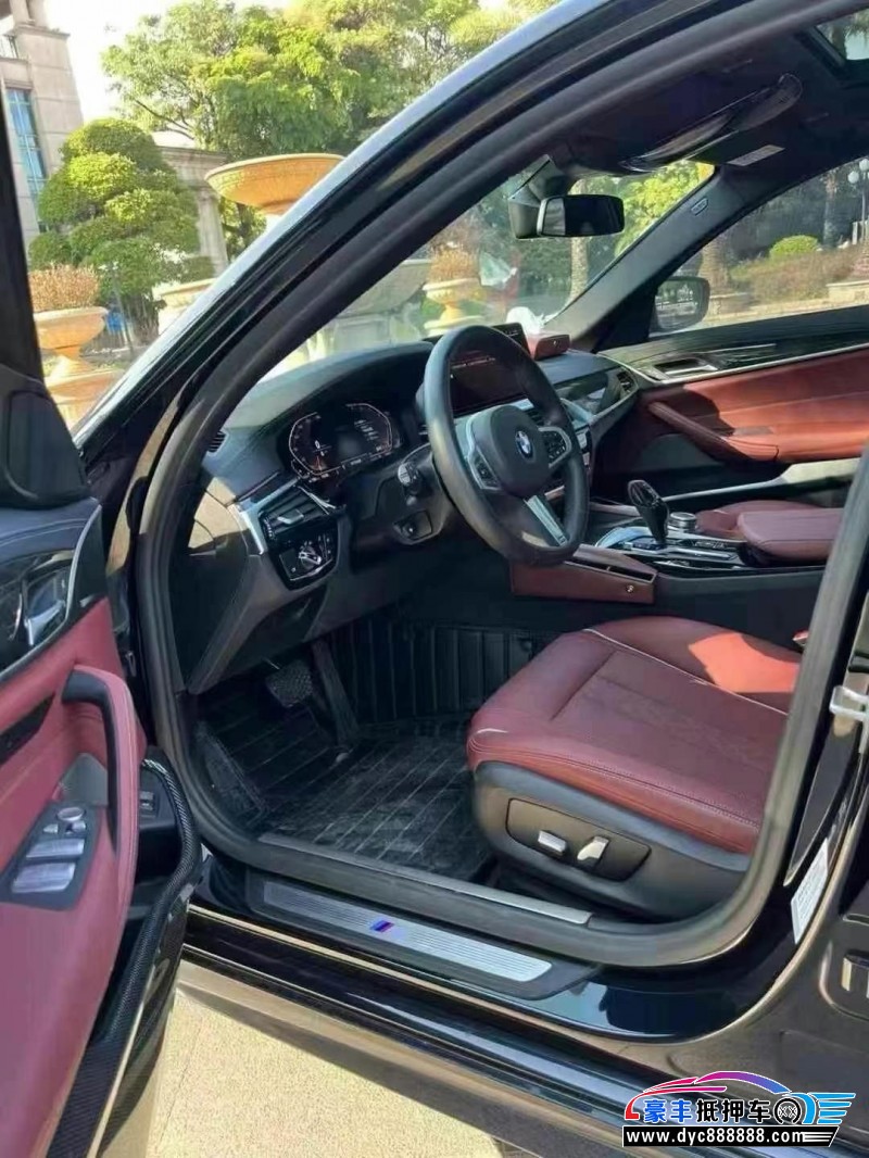 22年宝马5系轿车抵押车出售