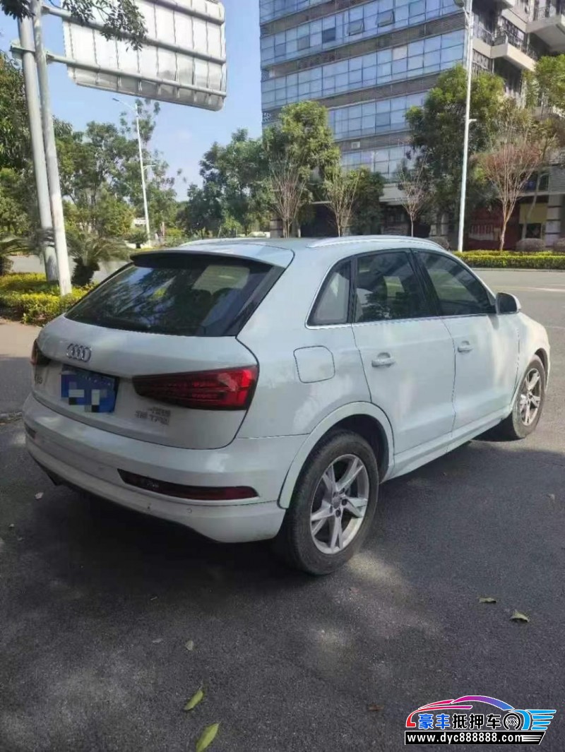 17年奥迪Q3轿车抵押车出售