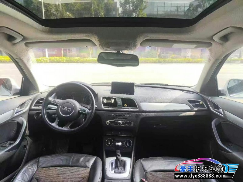 17年奥迪Q3轿车抵押车出售