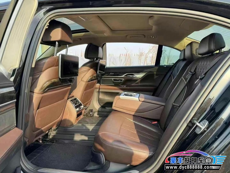 17年宝马7系轿车抵押车出售