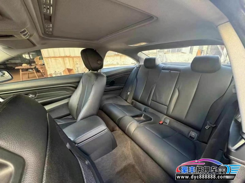 15年宝马4系轿车抵押车出售