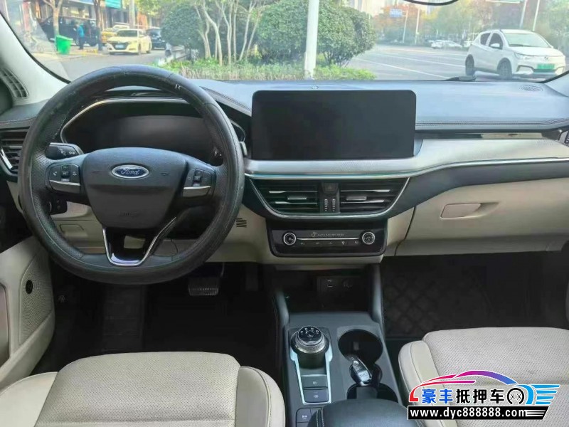 21年福特福克斯轿车抵押车出售