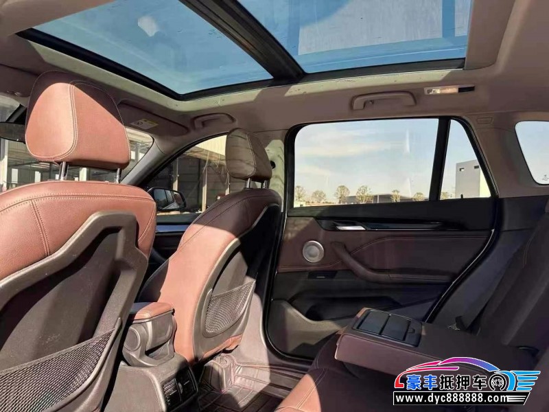 22年宝马X1轿车抵押车出售