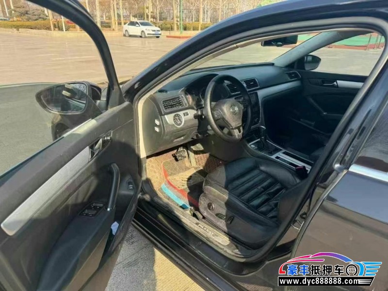 14年大众帕萨特轿车抵押车出售