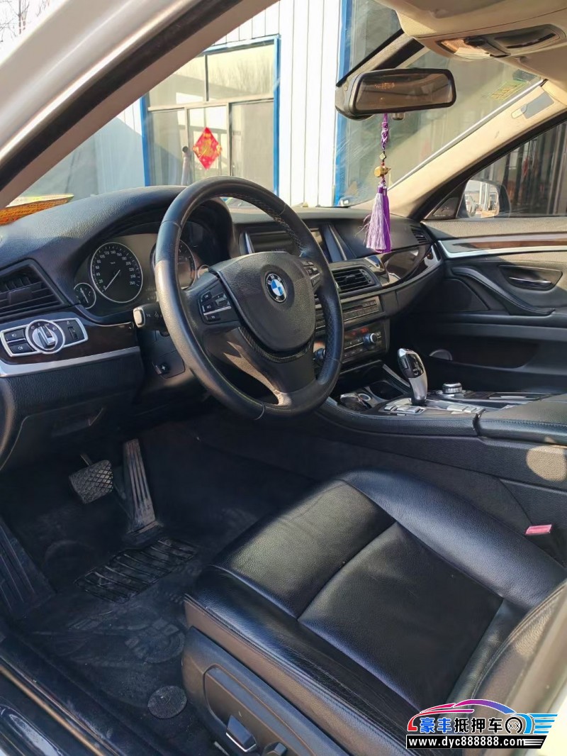 13年宝马5系轿车抵押车出售