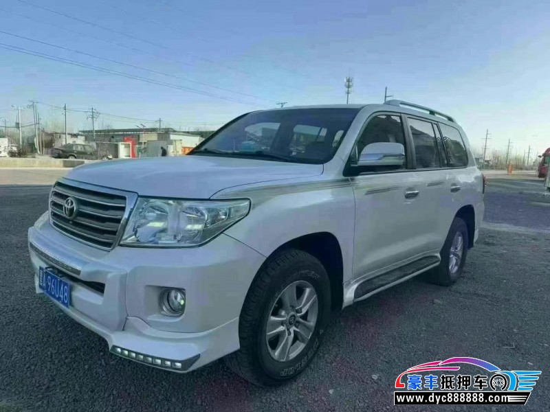 14年丰田兰德酷路泽（陆巡）轿车抵押车出售