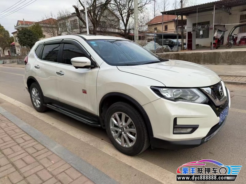 20年日产奇骏轿车抵押车出售