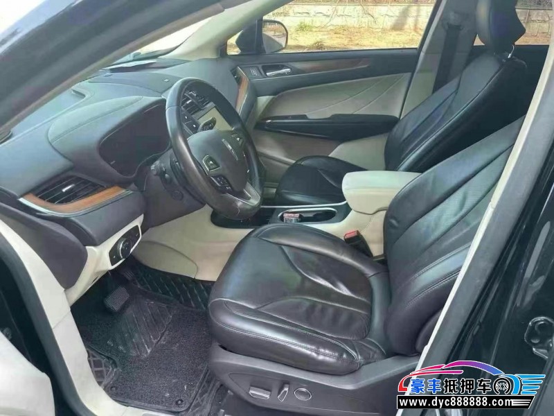 17年林肯MKC轿车抵押车出售