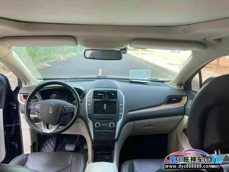 17年林肯MKC轿车抵押车出售