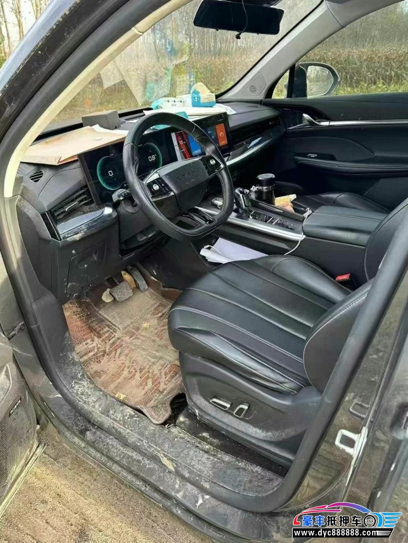 22年荣威RX5轿车抵押车出售