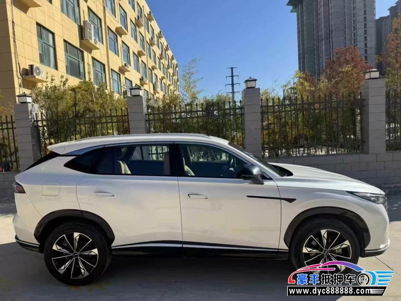 22年荣威RX5轿车抵押车出售