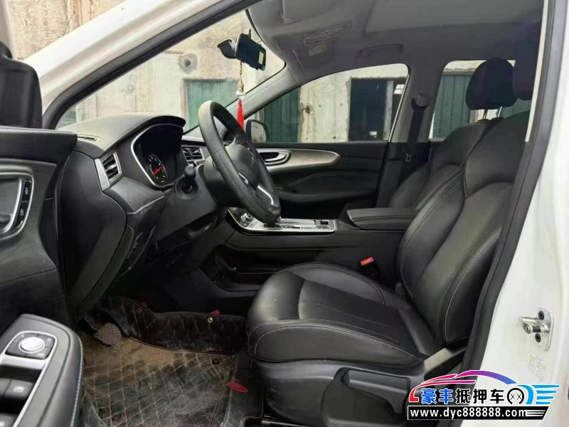 22年荣威RX5轿车抵押车出售