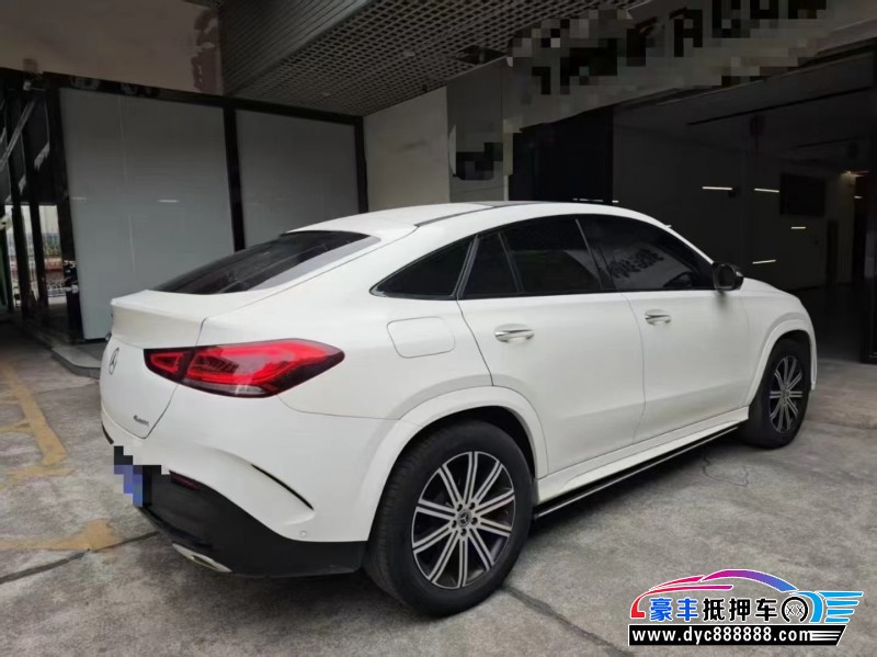 21年奔驰GLE轿车抵押车出售