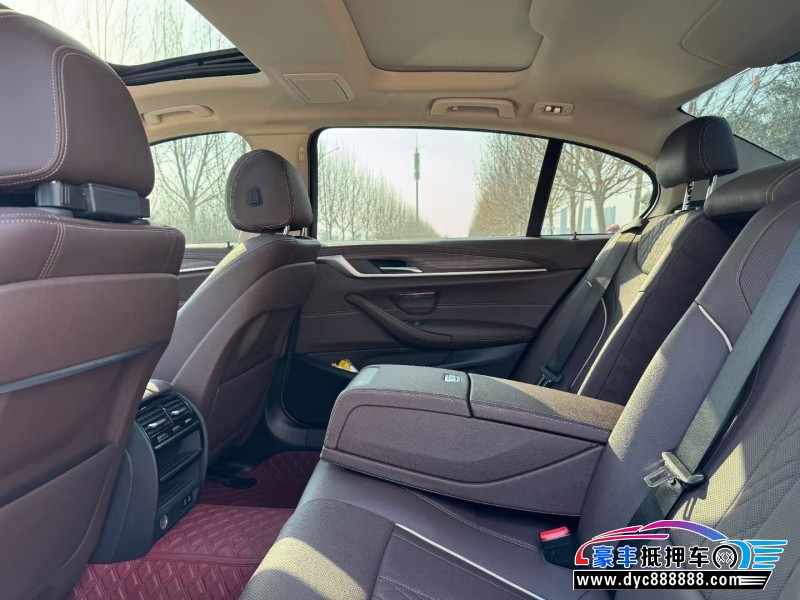 21年宝马5系轿车抵押车出售