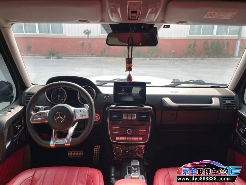 17年奔驰G轿车抵押车出售