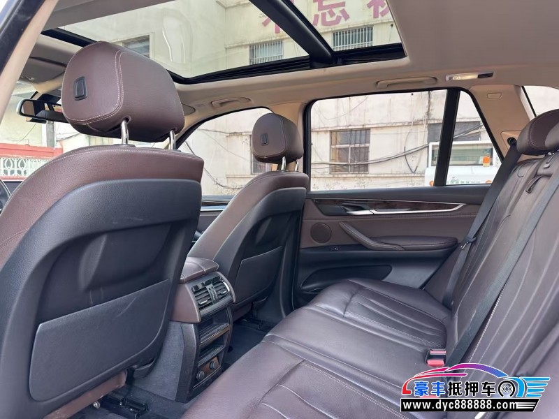 16年宝马X5轿车抵押车出售