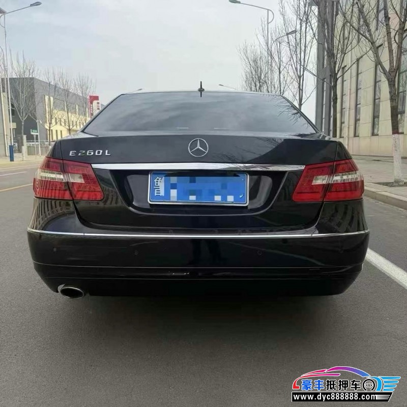 13年奔驰E轿车抵押车出售