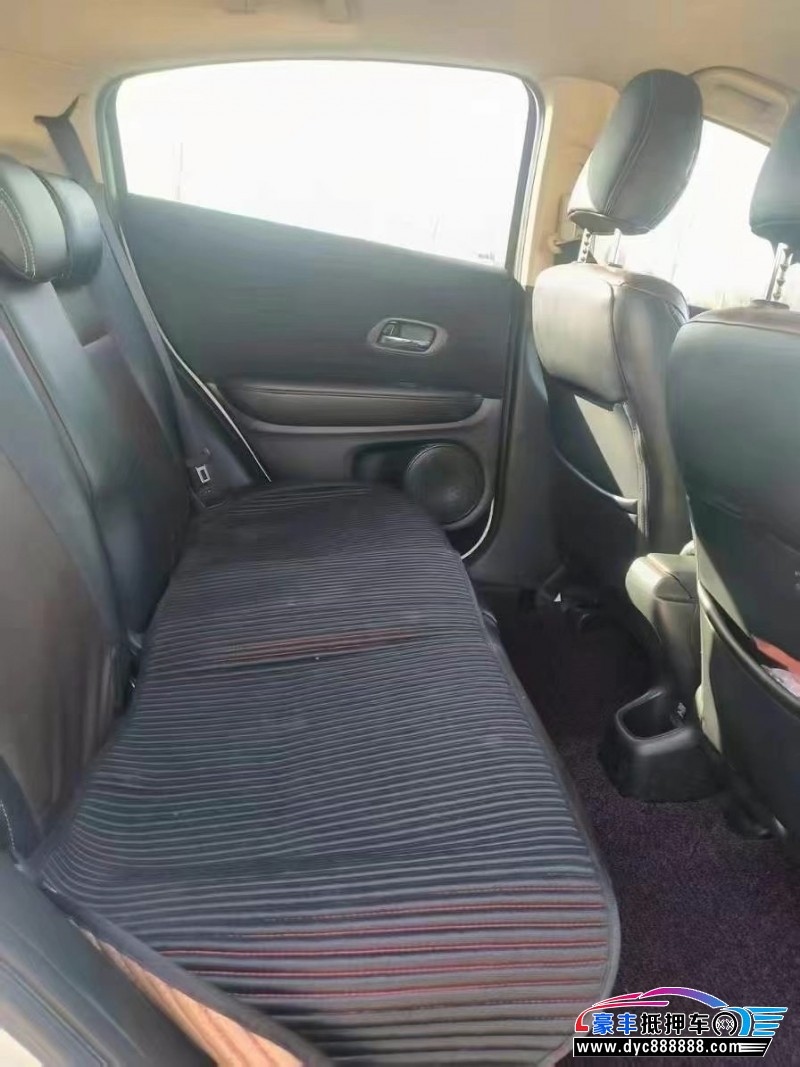 16年本田缤智轿车抵押车出售