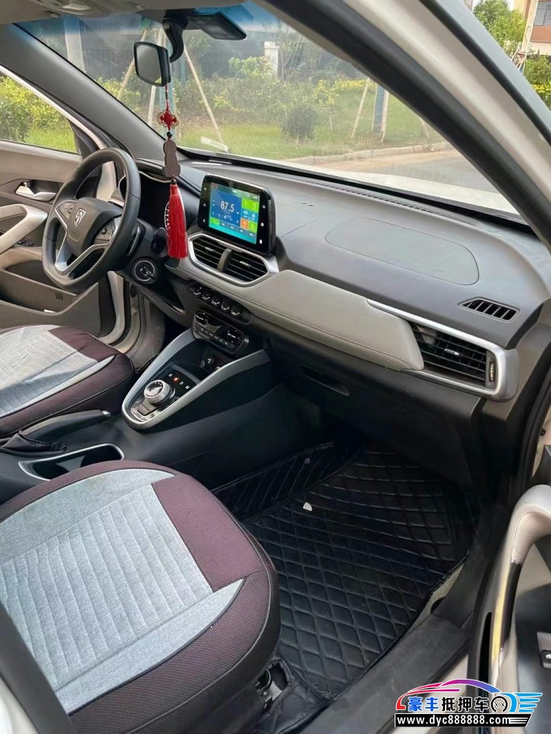 18年宝骏510轿车抵押车出售