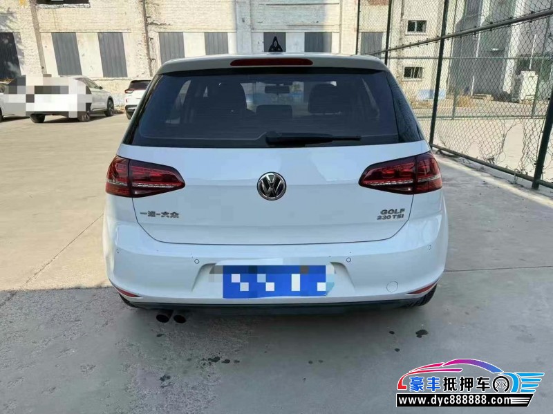 17年大众高尔夫轿车抵押车出售